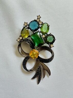 Avon Broche Mode Florale